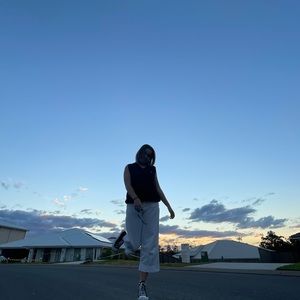 Meet your Posher, Caitlin